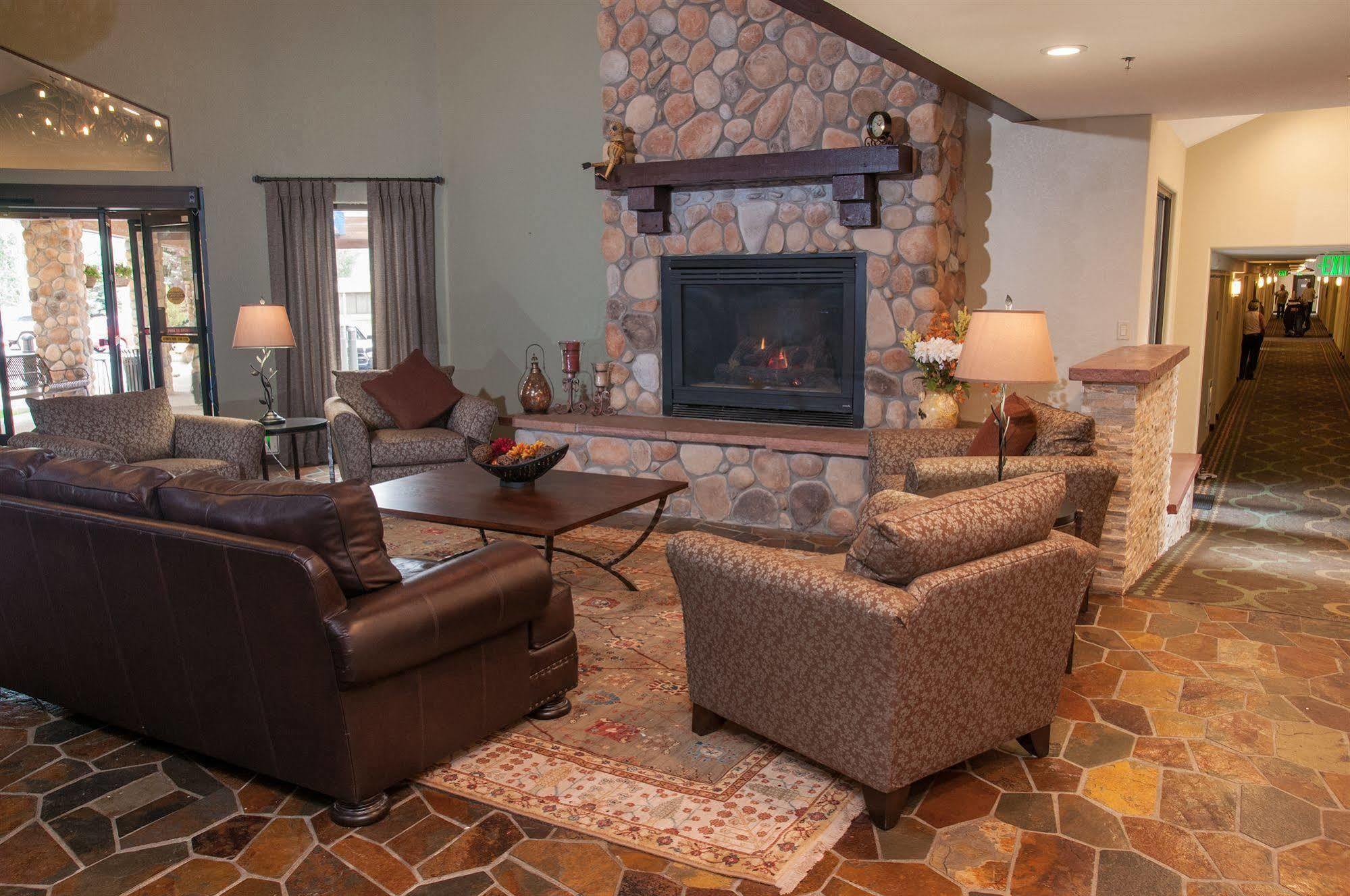 Best Western Plus Eagle Vail Airport Екстер'єр фото