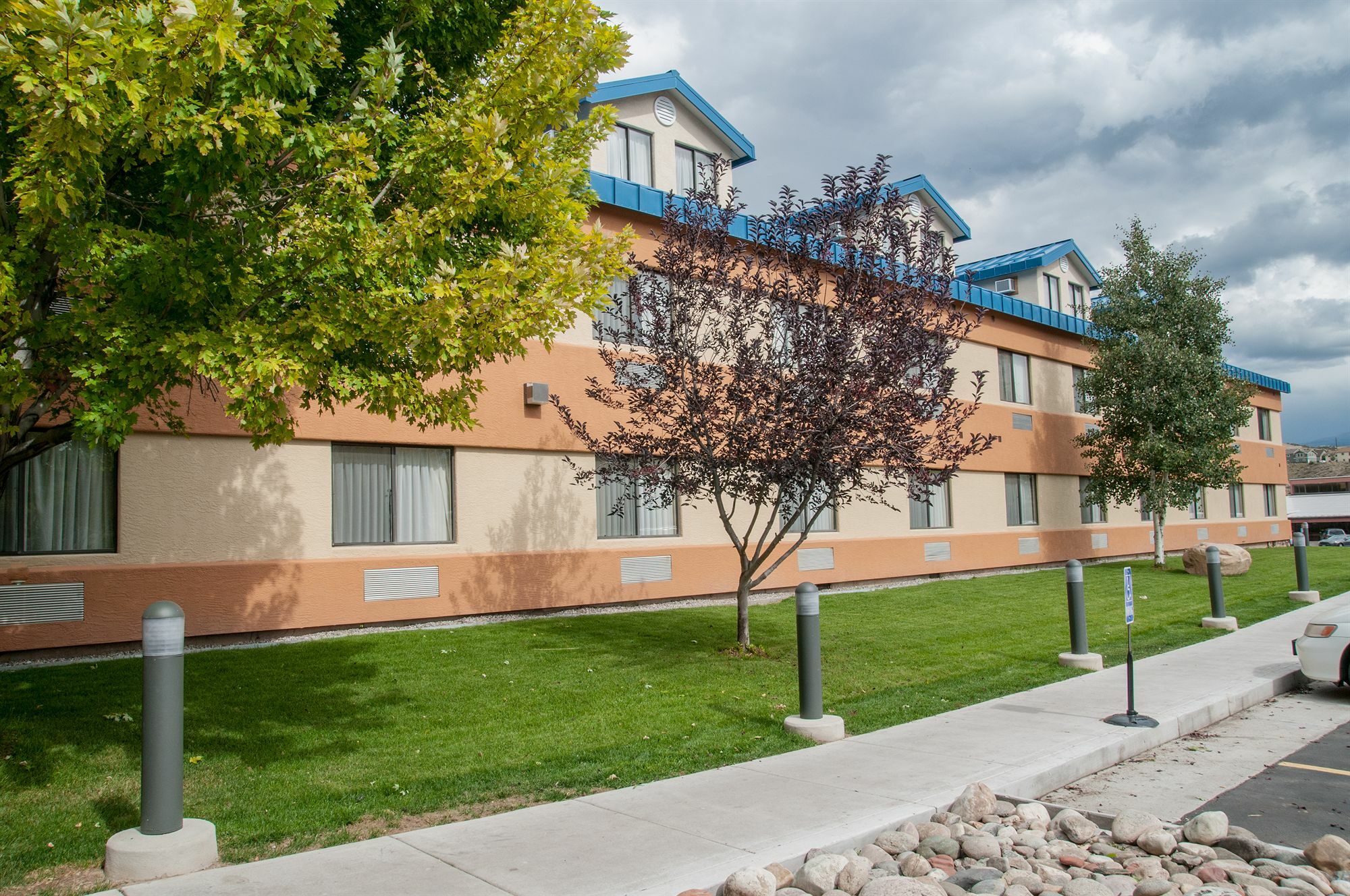 Best Western Plus Eagle Vail Airport Екстер'єр фото