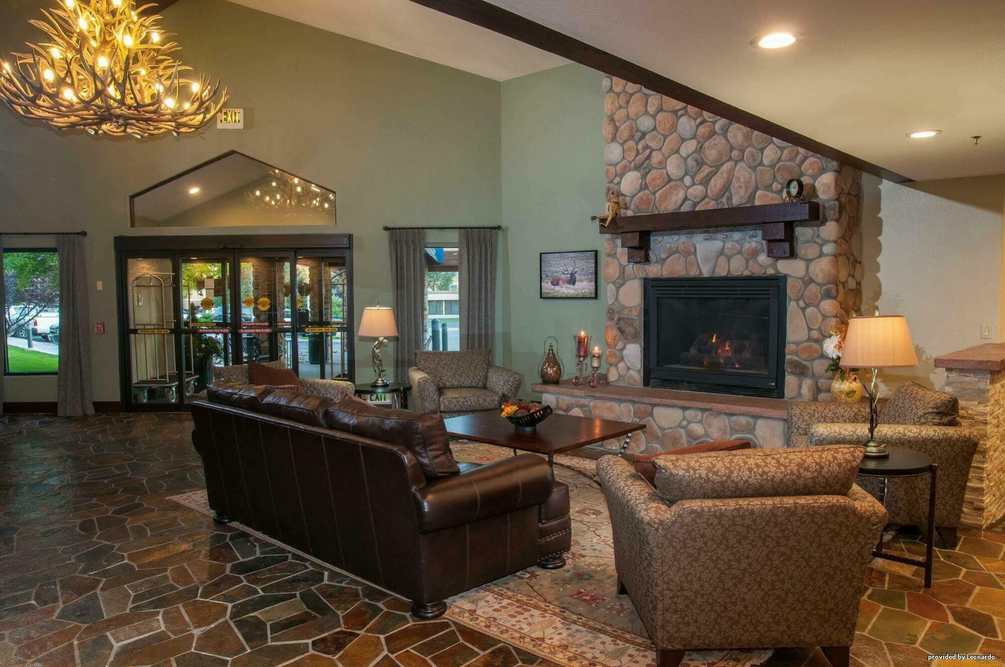 Best Western Plus Eagle Vail Airport Екстер'єр фото